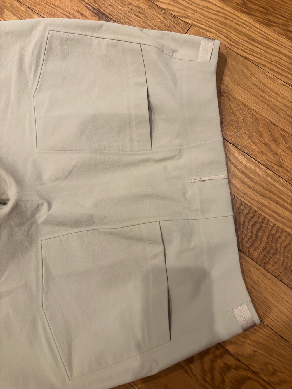 Arc'teryx Women's Tan Relaxed-Fit Dias Pant - Picture 9 of 9